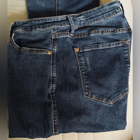Judy Blue High Waisted Flared Denim Jeans - Picture 8 of 16